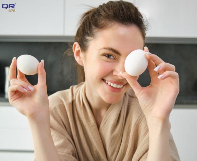 How to Apply Egg on Hair for Hair Loss?